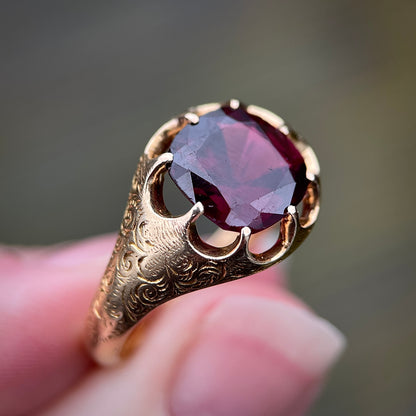 18ct Gold Antique Victorian Fully Hallmark Almandine Garnet Solitaire Gypsy Ring
