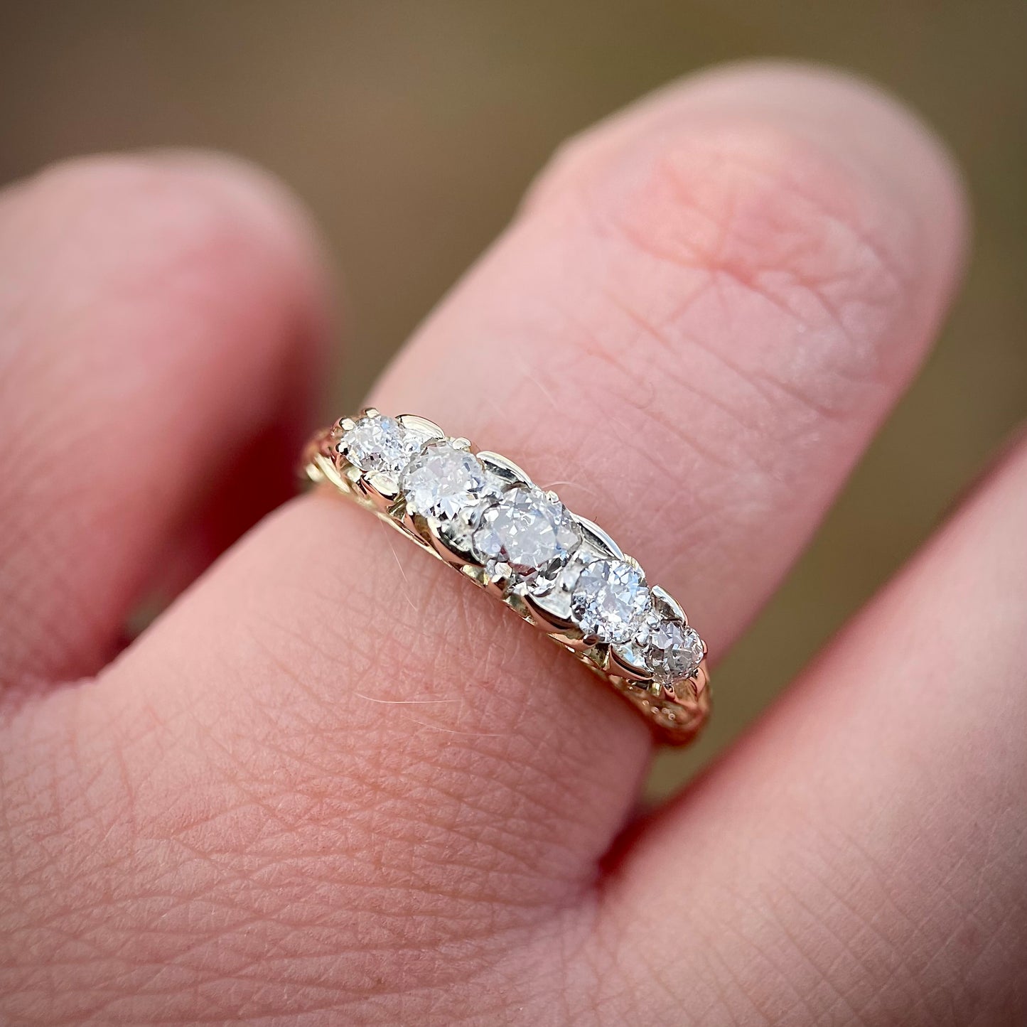 18ct Gold Antique Victorian 0.75ct Old Cut Diamond 5 Stone Ring