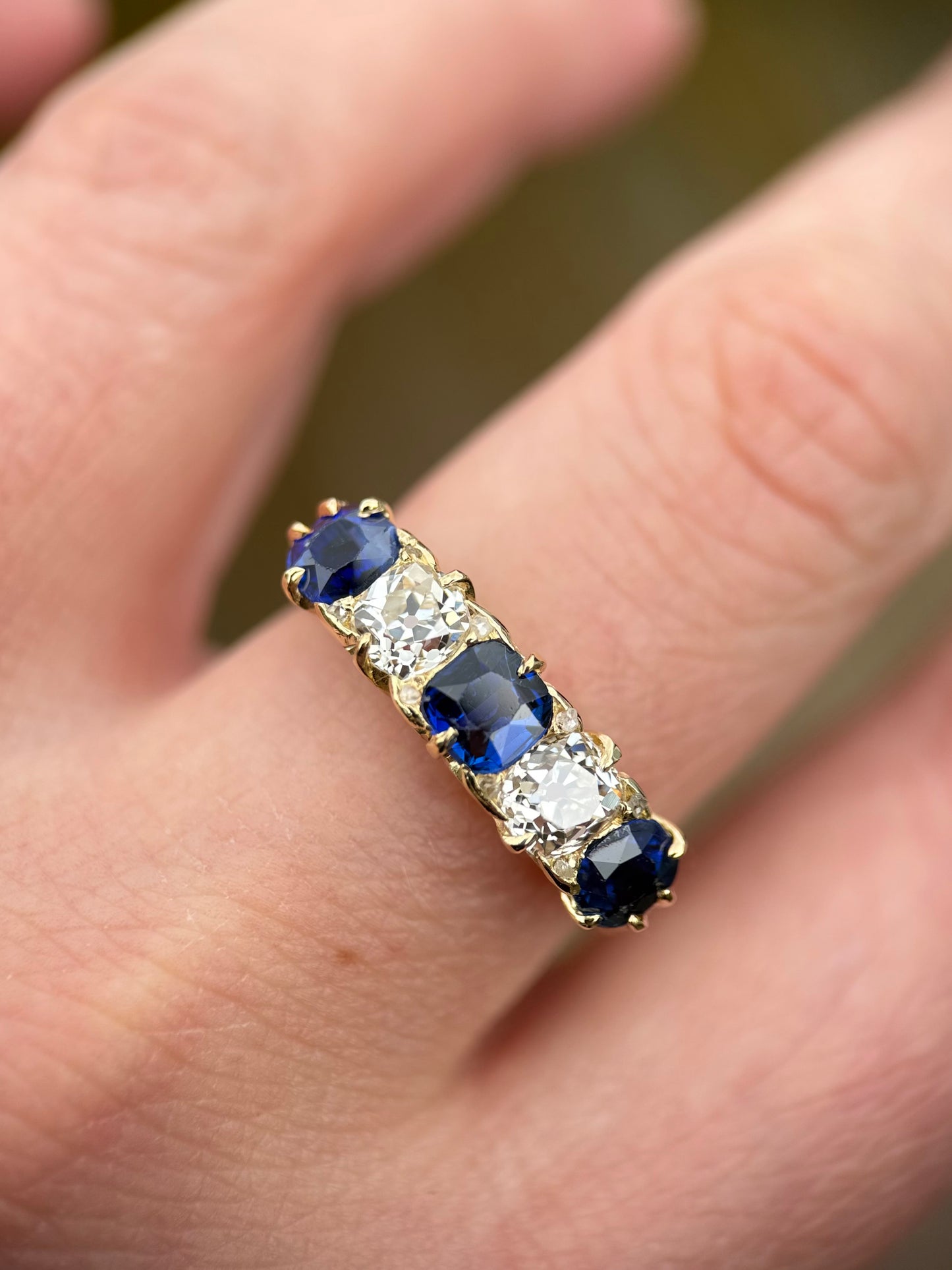 18ct Gold Antique Victorian 1.5ct Sapphire & 1ct Old Cut Diamond Five Stone Ring