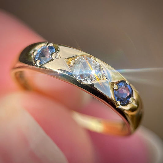 18ct Gold Antique Three Stone Old Cut Diamond & Sapphire Gypsy Ring Band