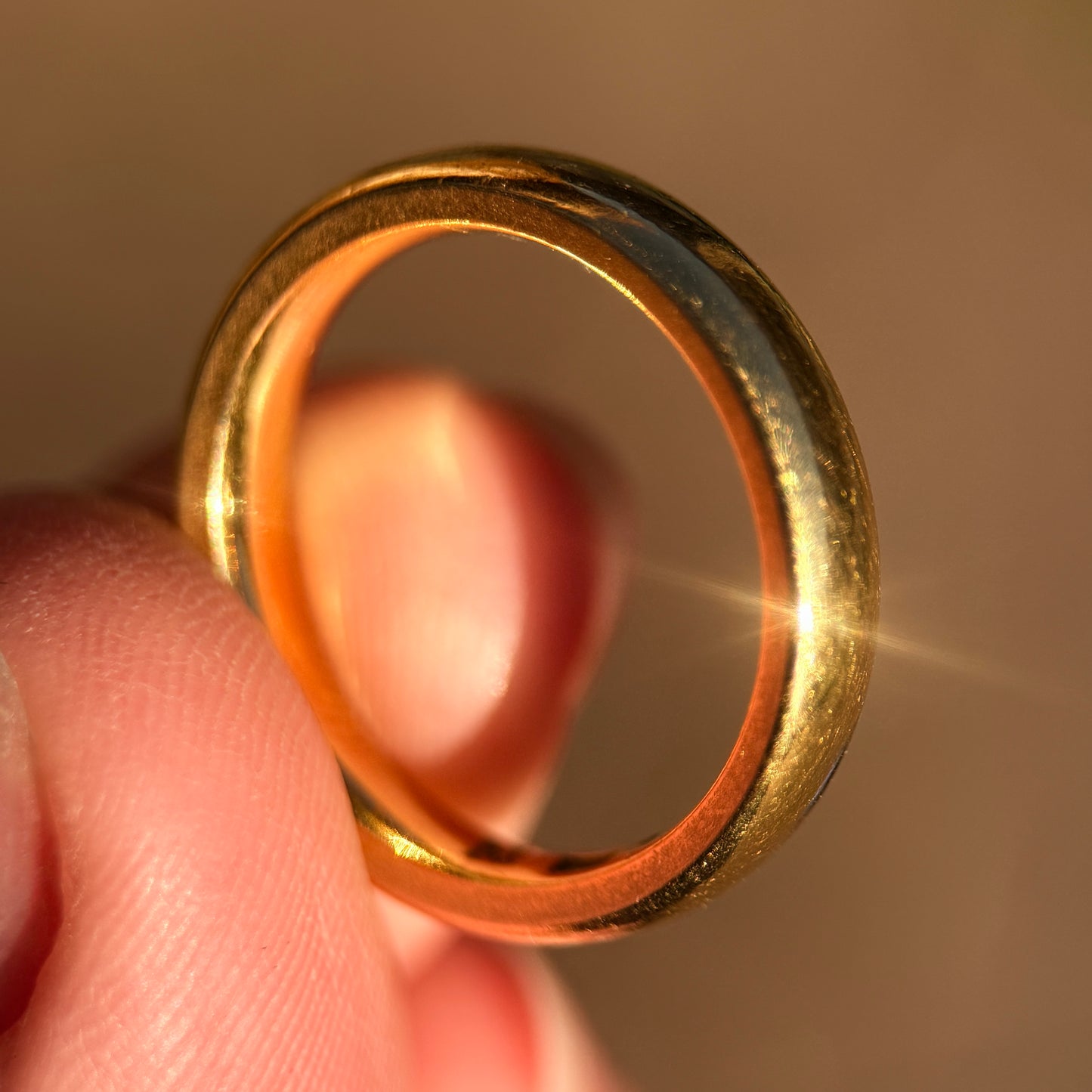 Antique Fully Hallmarked 22CT Gold Wedding ring band Size K Heavy 6.6 grams