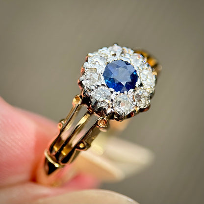18CT Gold Antique 0.25ct Sapphire & 0.32ct Old Cut Diamond Cluster Ring