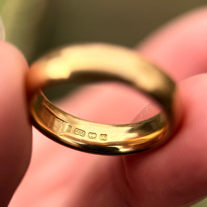 Antique Fully Hallmarked 22CT Gold Wedding ring band Size L 1/2 Heavy 9.9 grams