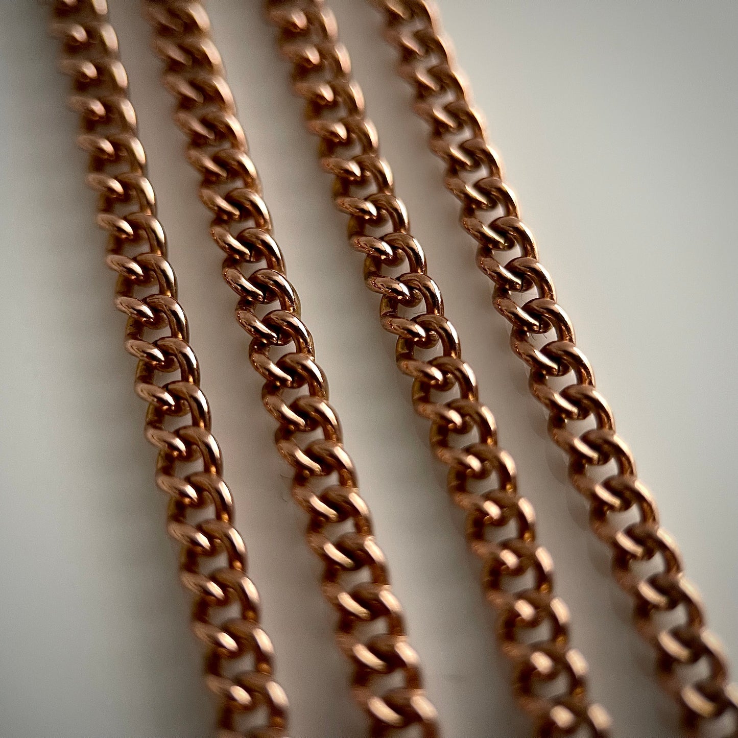 9CT Solid Rose Gold Curb Link Chain 17 Inches With Dog Clip - Superb Quality