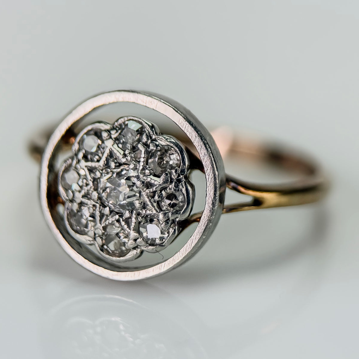 15ct Gold Antique Art deco Old Cut Diamond 9 Stone cluster daisy Ring