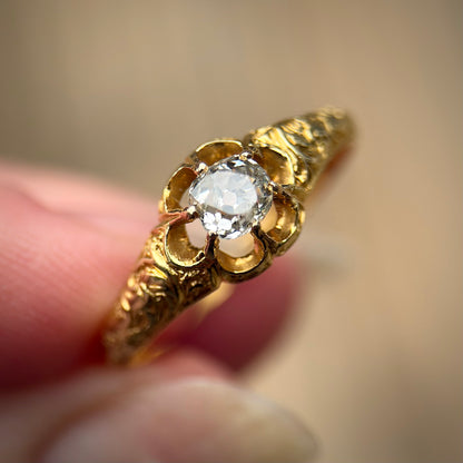 18ct Gold Antique 0.40ct Old Cut Diamond gypsy Ring