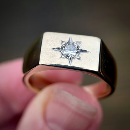 9CT Gold Diamond Solitaire Signet Gypsy Ring Heavy 9.7 grams Size U 1/2