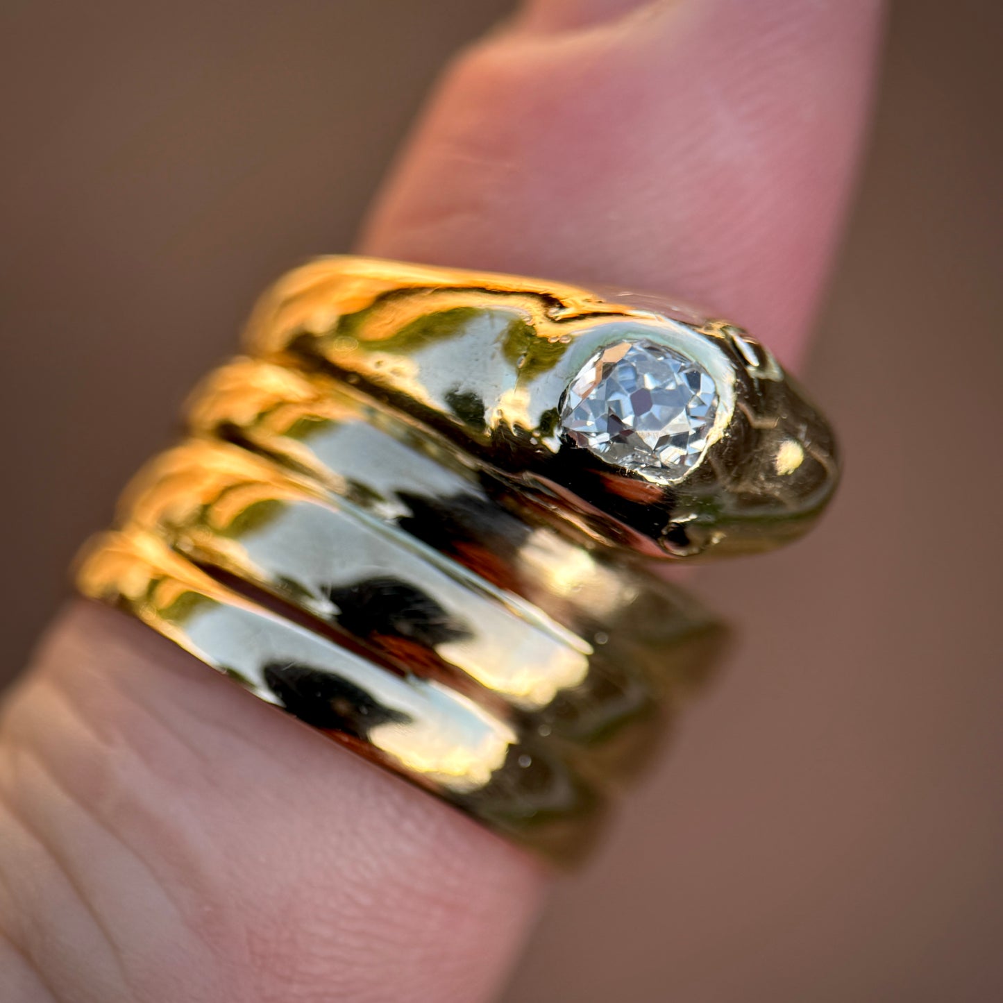 18CT Gold Antique Victorian 0.30ct Old Cut Diamond Snake Ring 9.7 grams