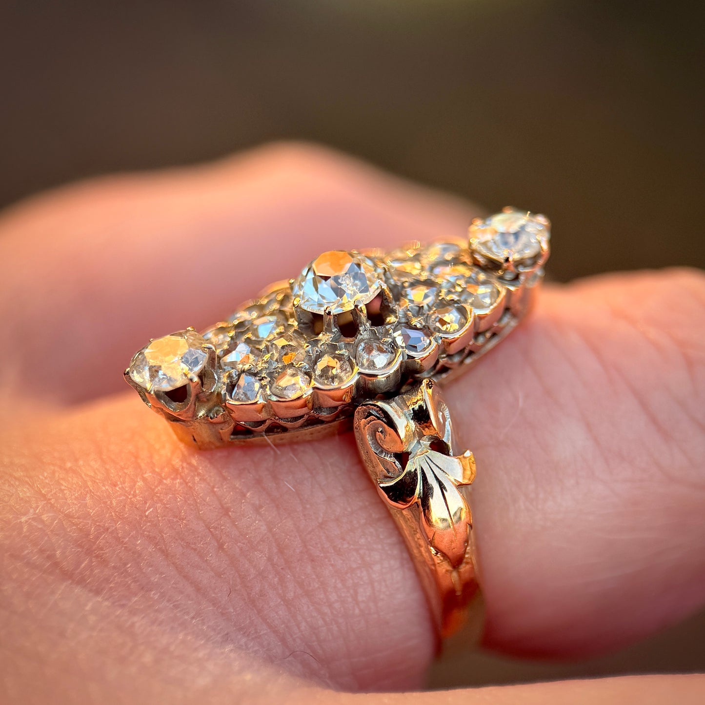 18ct Gold Antique Victorian 2.00ct Old Cut & Rose Cut Diamond Navette Ring