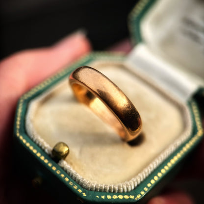 Antique Fully Hallmarked 22CT Gold Wedding ring band Size L 1/2 Heavy 9.9 grams