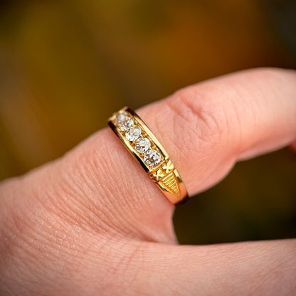 18ct Gold Antique Victorian 0.30CT Old Cut Diamond Five Stone Ring Size J