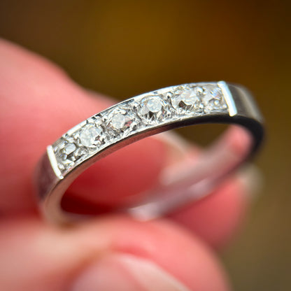 18CT White Gold 0.42ct Old Cut Diamond Half Eternity Band Ring Size N 1/2 4.5g
