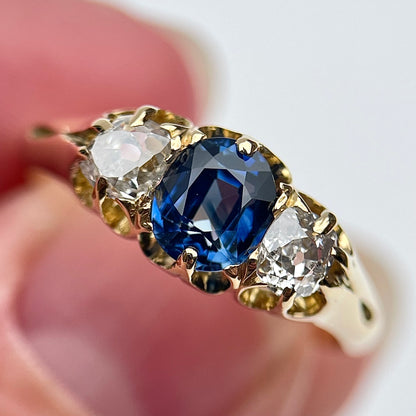 Antique Sapphire & Old Cut Diamond 3 Stone 18ct Yellow Gold Ring Size N