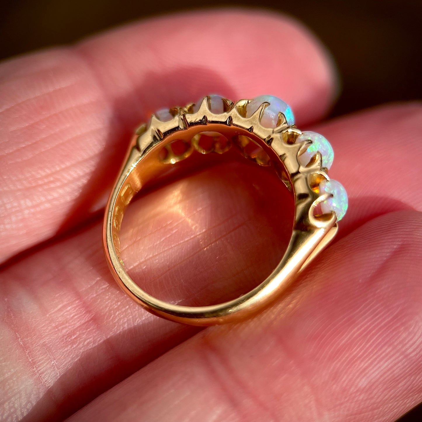 ***RESERVED for customer*** 18CT Gold Antique Victorian Fully Hallmarked 1896 Fiery Crystal Opal Ring