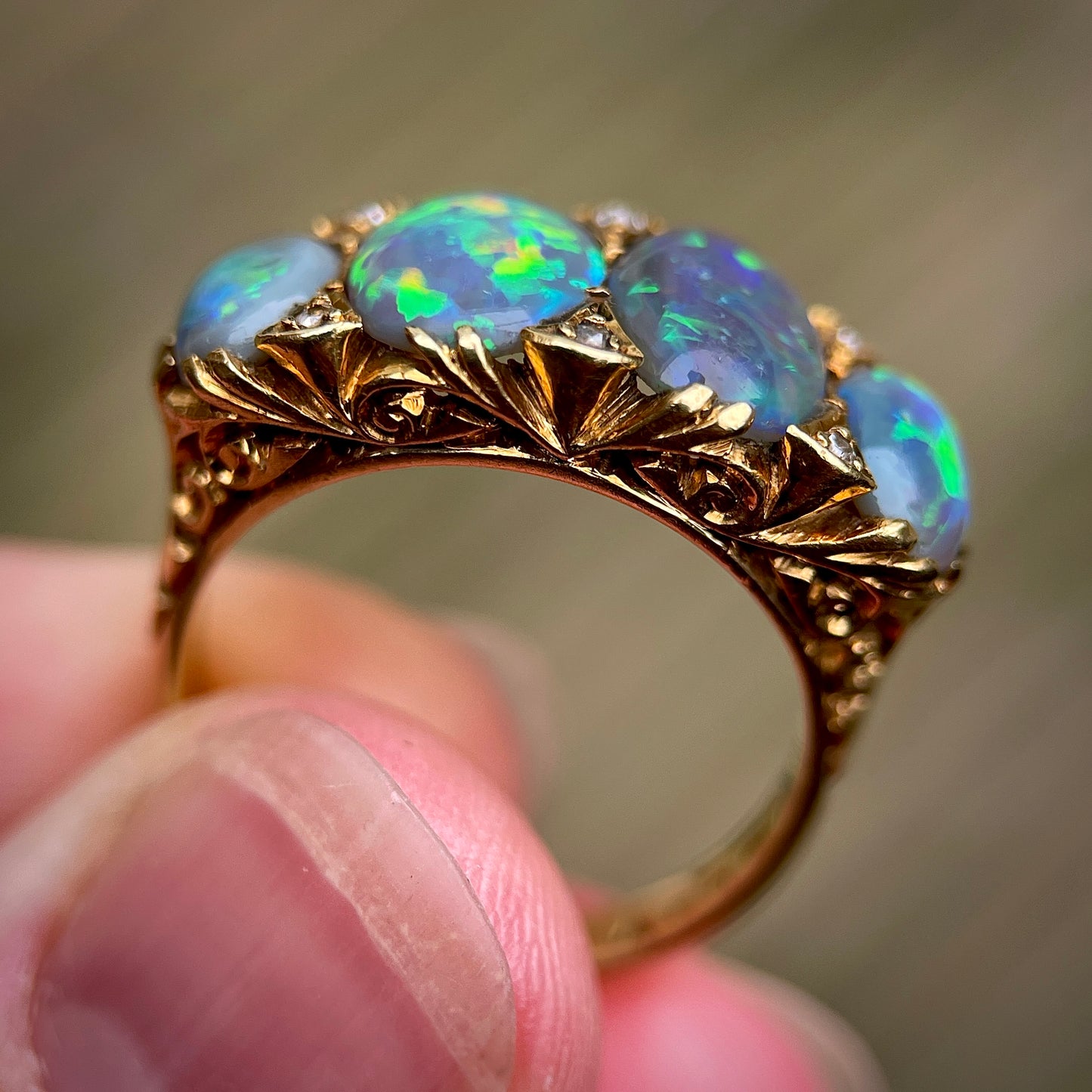 18CT Gold Large Antique Victorian Black Crystal Opal & Old Cut Diamond Ring