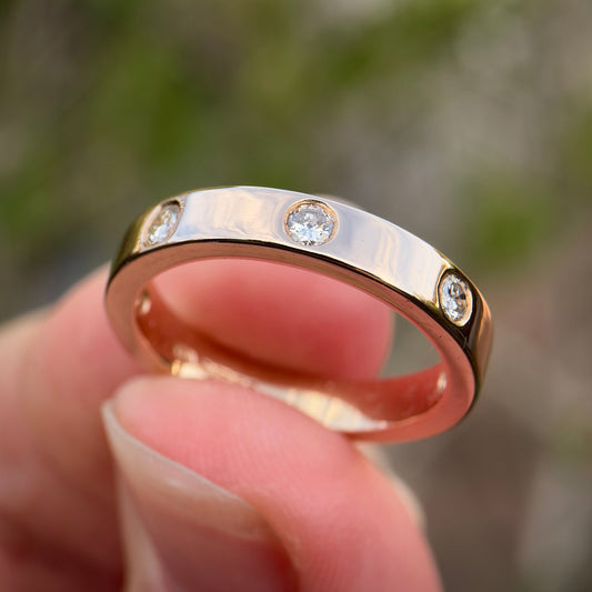 18ct Gold Fully Hallmarked Diamond Five Stone Half Eternity Ring Size K 1/2 4.6g