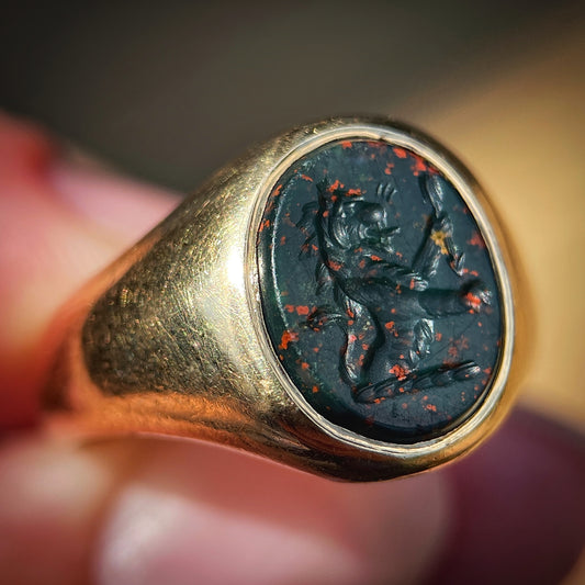 *RESERVED* + RESIZE to J 1/2 UK 18ct Gold Antique Victorian Lion Intaglio Solitaire Signet Ring HEAVY 9.3g