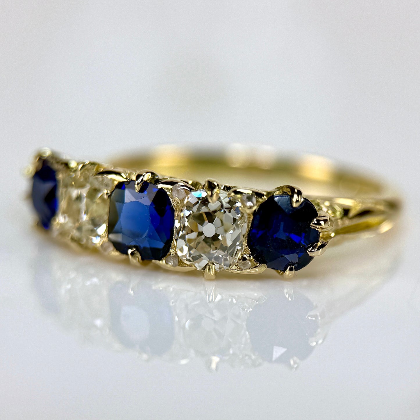 18ct Gold Antique Victorian 1.5ct Sapphire & 1ct Old Cut Diamond Five Stone Ring
