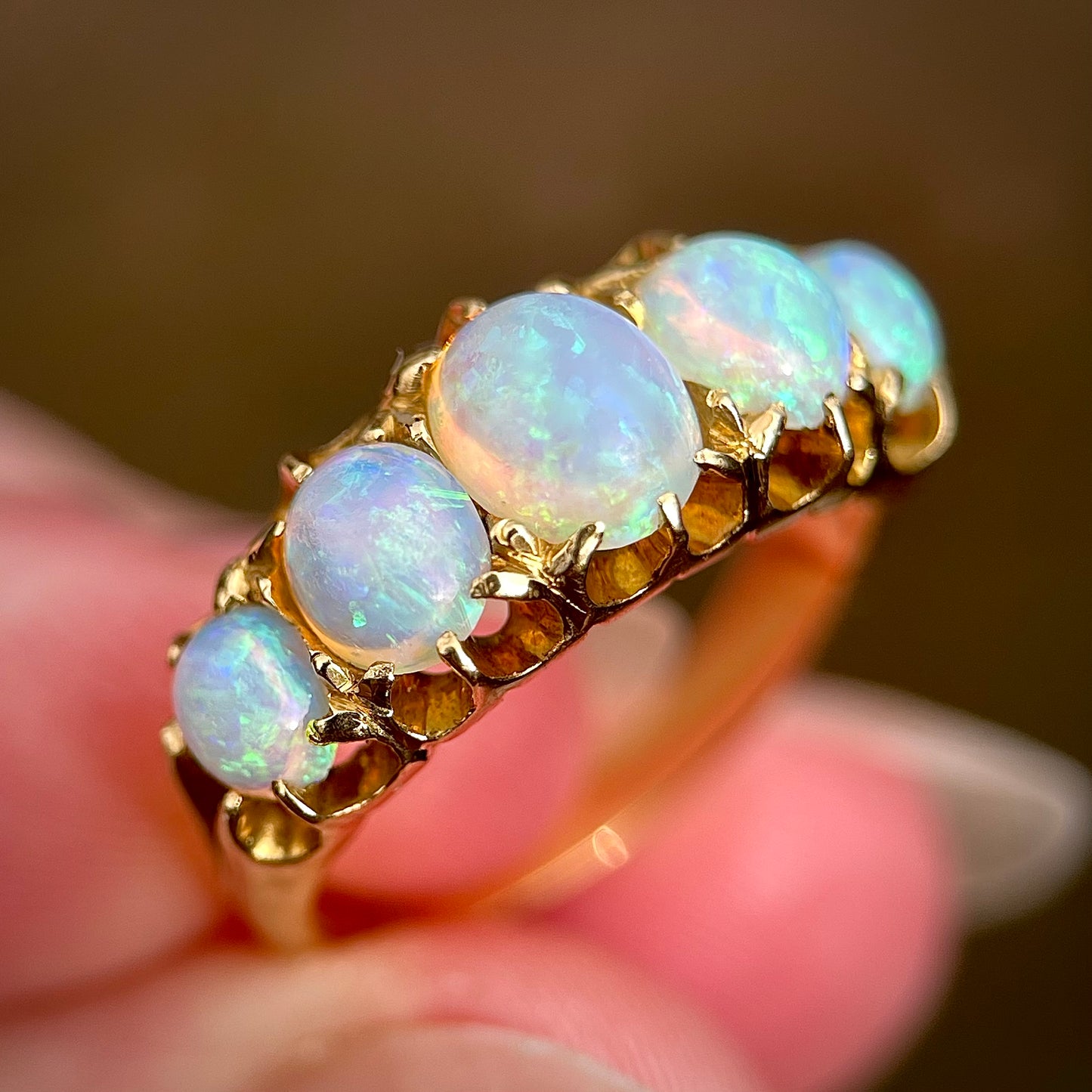 ***RESERVED for customer*** 18CT Gold Antique Victorian Fully Hallmarked 1896 Fiery Crystal Opal Ring