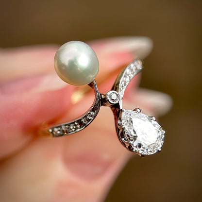 18CT Gold Antique 0.80ct Pear Cut Diamond & Pearl Toi Et Moi ring