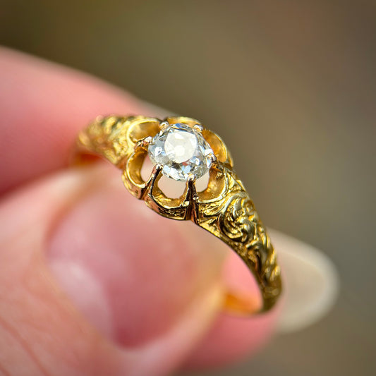 18ct Gold Antique 0.40ct Old Cut Diamond gypsy Ring