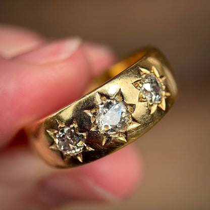 18ct Gold Antique Hallmarked 0.75ct Old Cut Diamond three stone gypsy ring Heavy