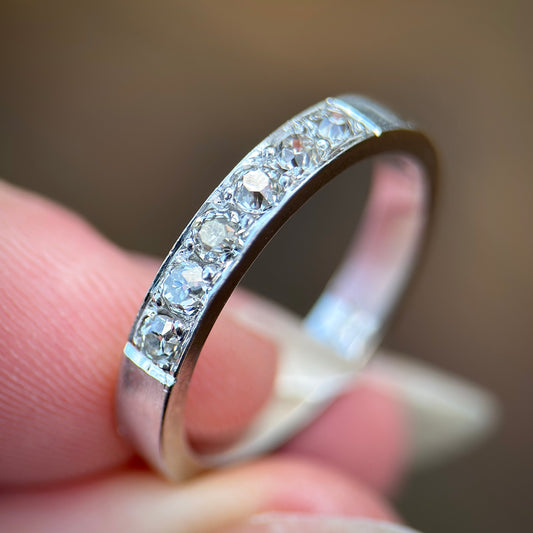 18CT White Gold 0.42ct Old Cut Diamond Half Eternity Band Ring Size N 1/2 4.5g