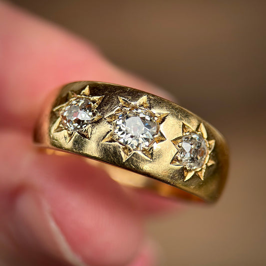 18ct Gold Antique Hallmarked 0.75ct Old Cut Diamond three stone gypsy ring Heavy
