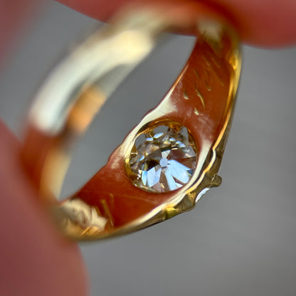 18ct Gold Antique Fully Hallmarked 0.68ct Elongated Old Cut Diamond gypsy Ring