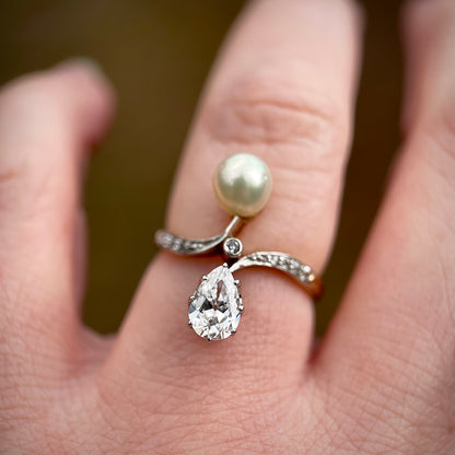 18CT Gold Antique 0.80ct Pear Cut Diamond & Pearl Toi Et Moi ring