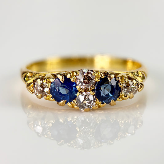 18ct Antique 0.50ct Sapphire & 0.30ct Old Cut Diamond Gold Ring 3.8 grams