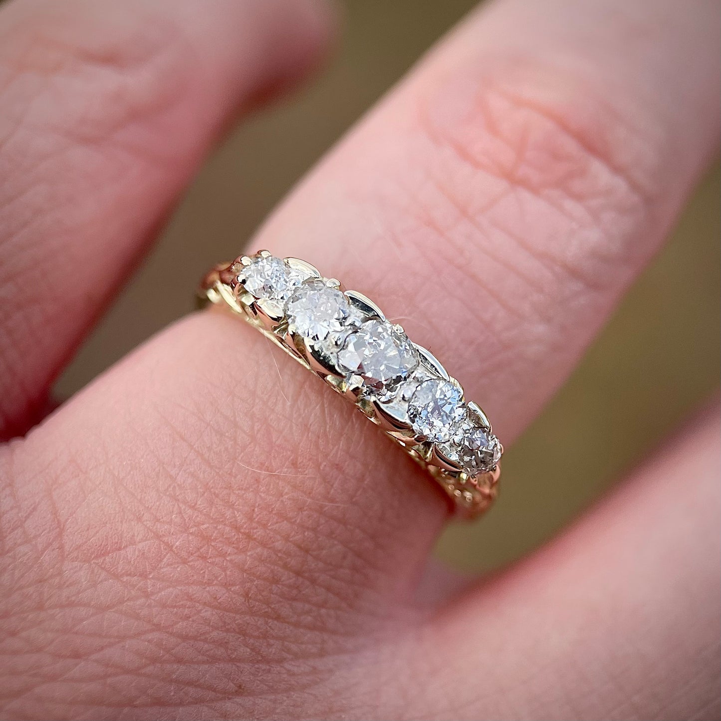 18ct Gold Antique Victorian 0.75ct Old Cut Diamond 5 Stone Ring