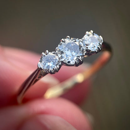 18ct Gold Antique 0.75ct Old Cut Diamond Three Stone Trilogy Gold Ring