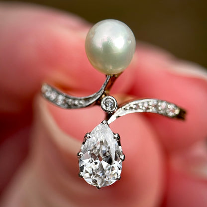 18CT Gold Antique 0.80ct Pear Cut Diamond & Pearl Toi Et Moi ring