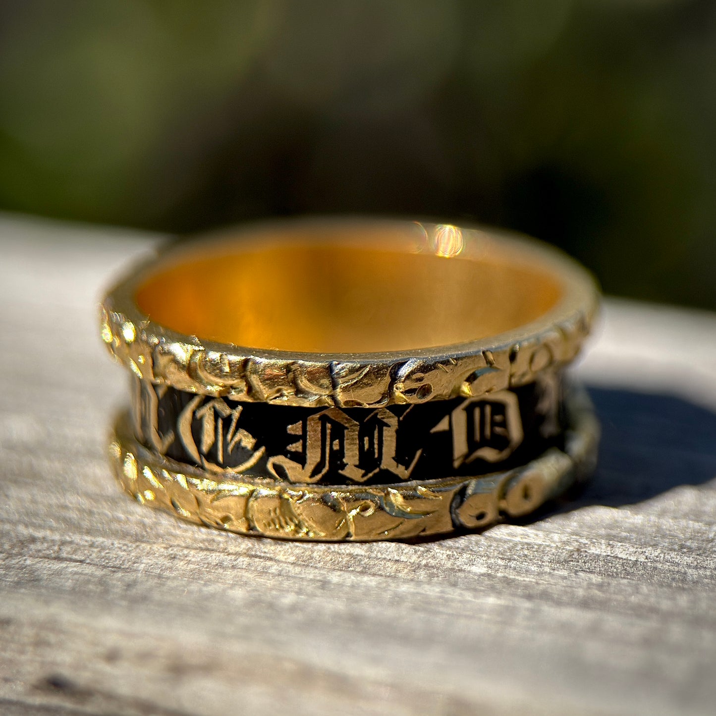 18ct Gold Antique Georgian 1827 Enamel Mourning Memorial Ring