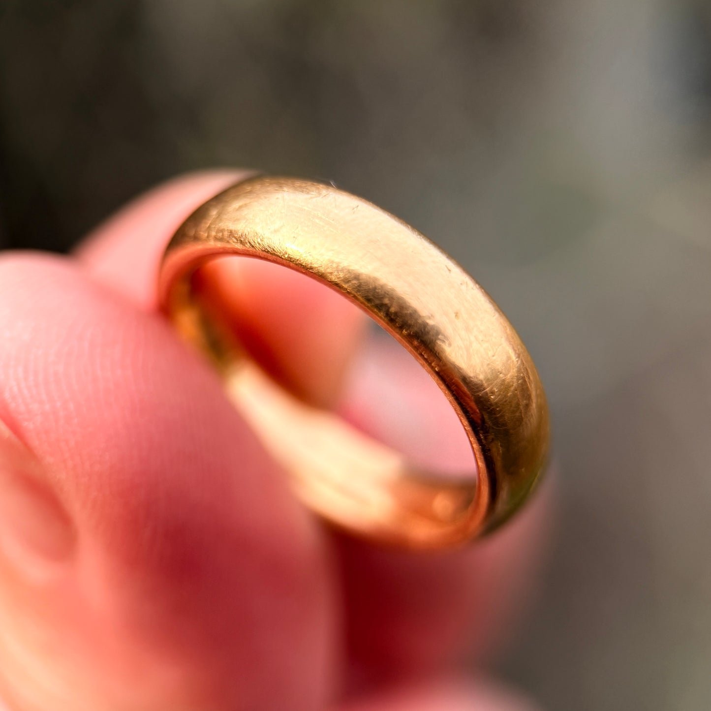 Antique Fully Hallmarked 22CT Gold Wedding ring band Size L 1/2 Heavy 9.9 grams