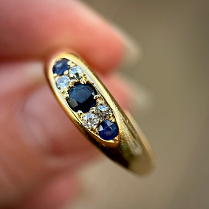 18ct Gold Sapphire & Old Cut Diamond gypsy Ring Heavy 5.4 grams Size R
