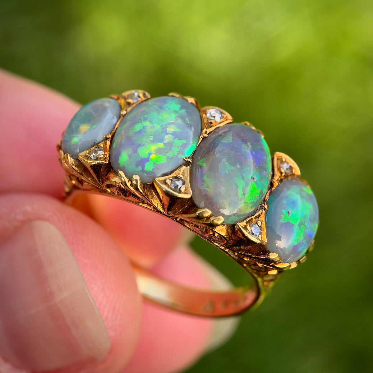 18CT Gold Large Antique Victorian Black Crystal Opal & Old Cut Diamond Ring