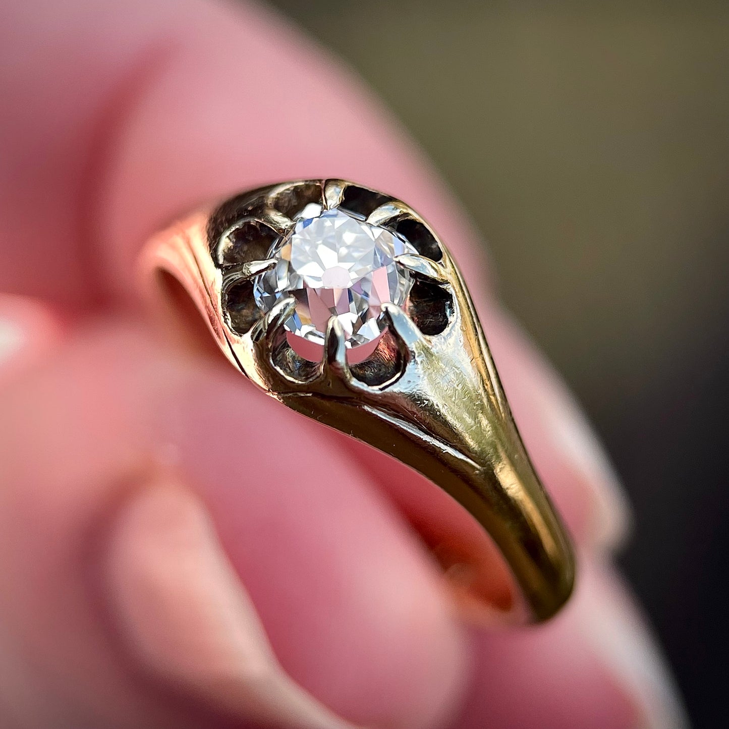 RARE 18ct Gold Antique 0.80ct Old Cut Peruzzi Diamond Solitaire Gypsy Ring
