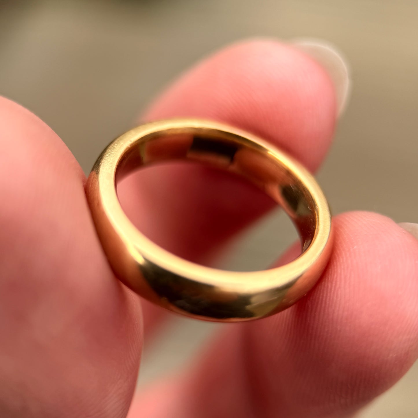 Antique Fully Hallmarked 22CT Gold Wedding ring band Size L 1/2 Heavy 9.9 grams