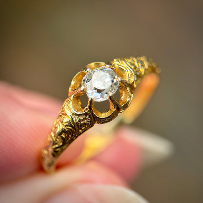 18ct Gold Antique 0.40ct Old Cut Diamond gypsy Ring