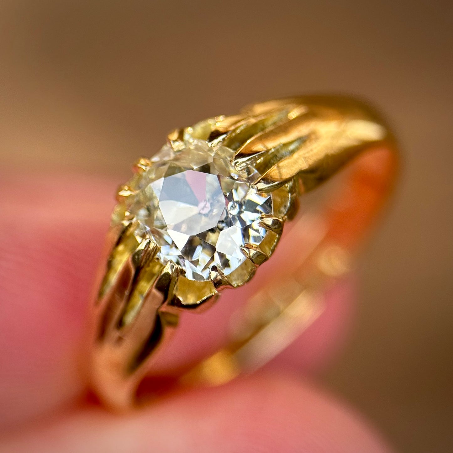 18ct Gold Antique Fully Hallmarked 1.21ct Old Cut Diamond gypsy Ring