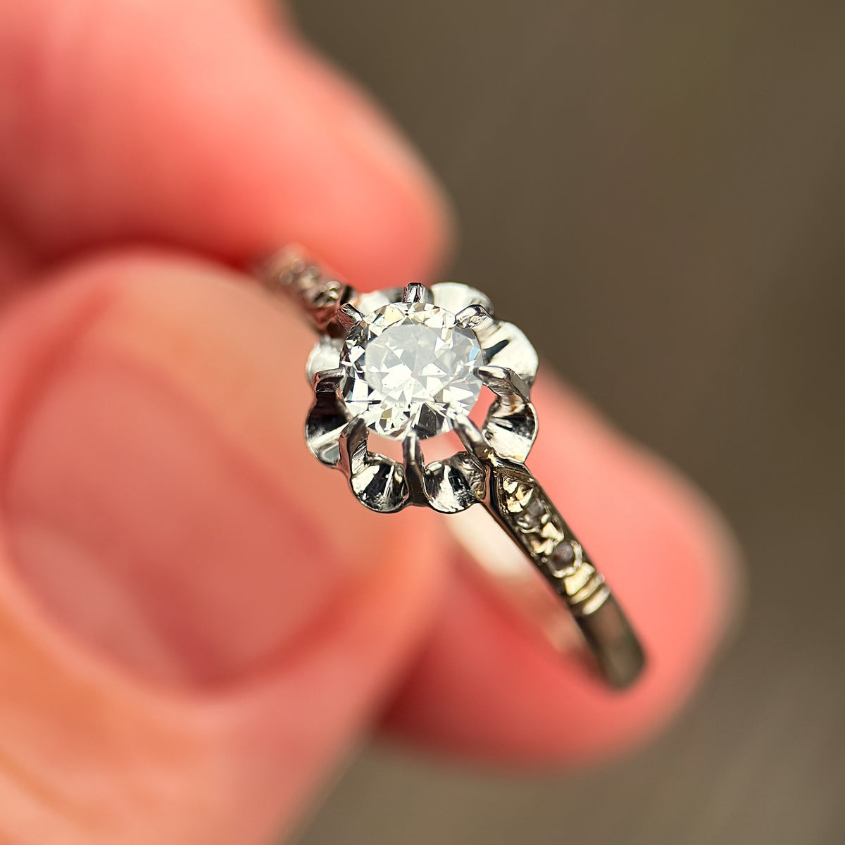 18ct gold French Art Deco 0.275ct Old Cut Diamond Solitaire buttercup ring