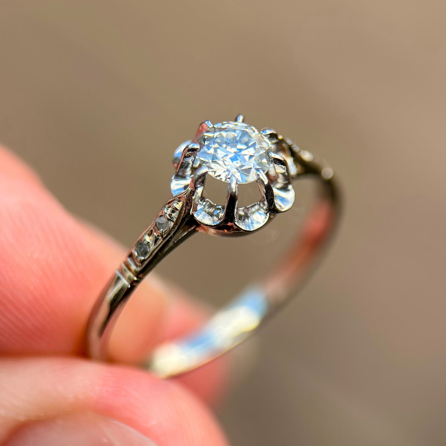18ct gold French Art Deco 0.275ct Old Cut Diamond Solitaire buttercup ring