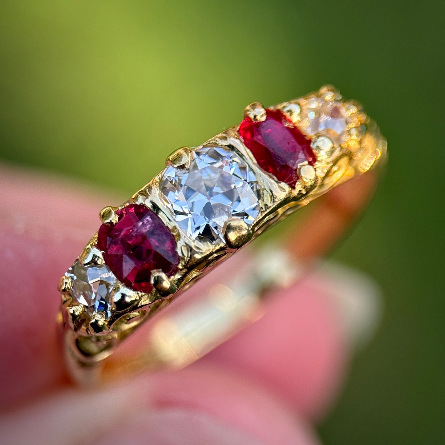 Antique Victorian Old Cut Diamond & Ruby Five 5 stone 18ct Gold Ring Size L