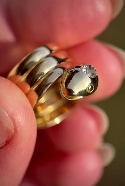 18CT Gold Antique Victorian 0.30ct Old Cut Diamond Snake Ring 9.7 grams