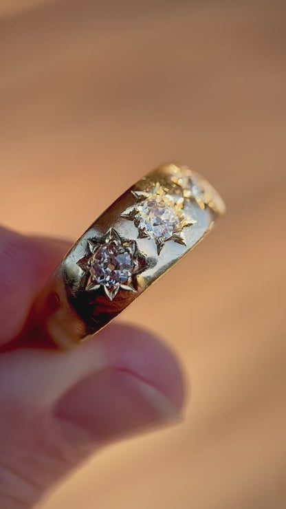 18ct Gold Antique Hallmarked 0.75ct Old Cut Diamond three stone gypsy ring Heavy